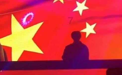 沪指盘中重回2900点